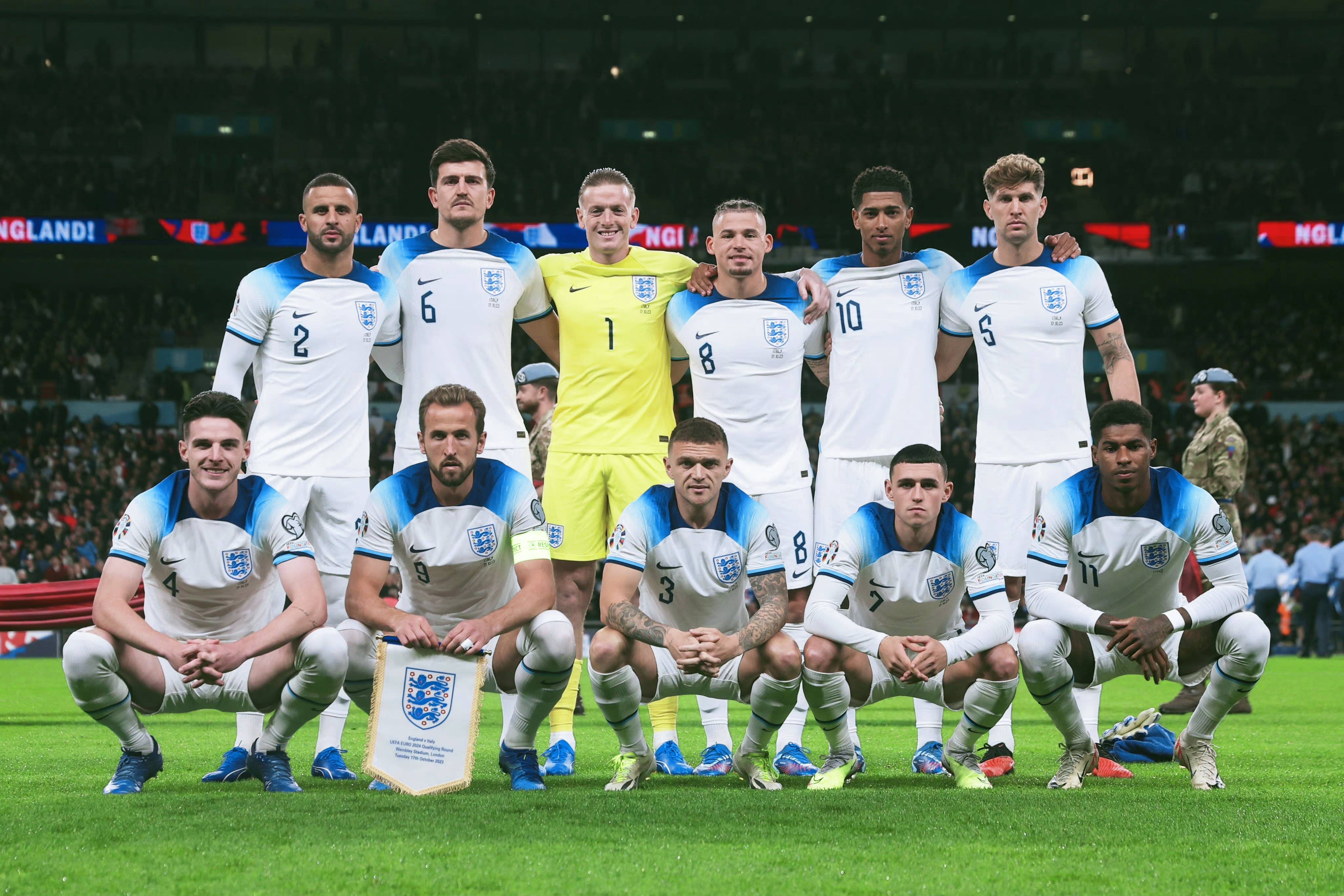 开云体育投注-英格兰国家足球队成功挺进欧锦赛四强