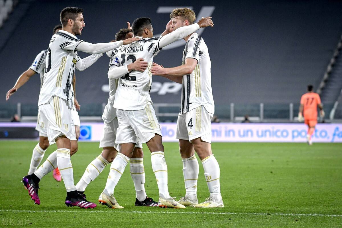 开云体育网页版-尼斯主场告捷，成功守住领先位置